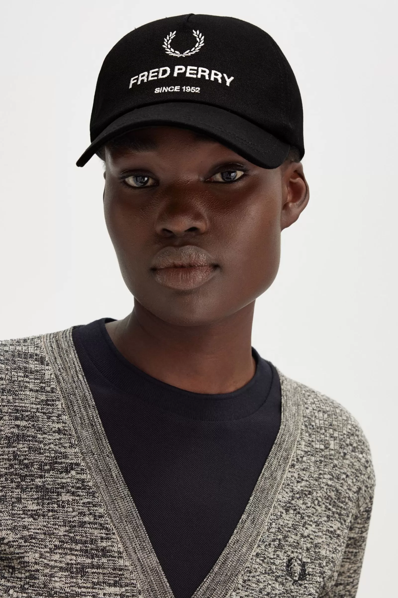 MULHER Fred Perry Boné Em Lona De Algodão Com O Símbolo Da Marca