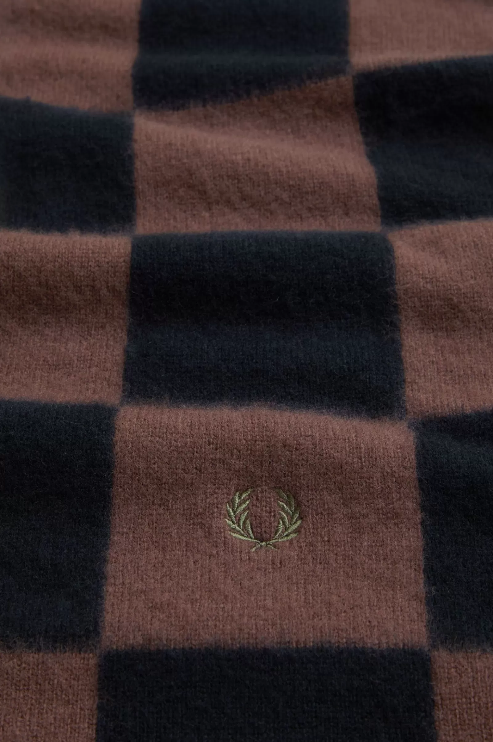 MULHER Fred Perry Cachecol Em Lã De Cordeiro Com Padrão De Xadrez