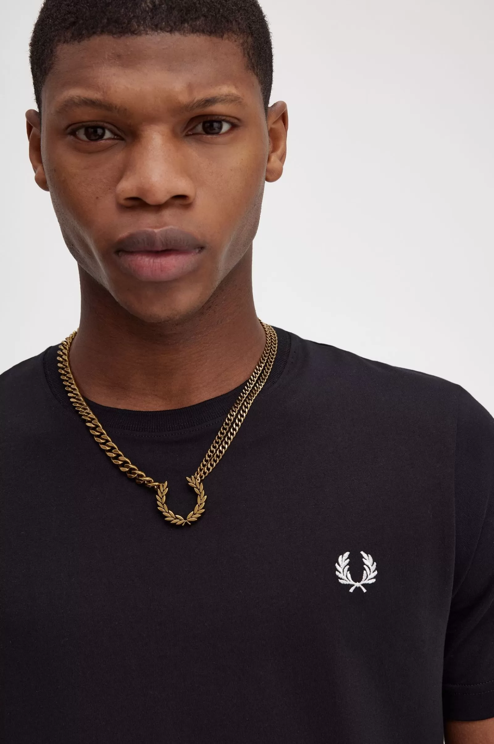 MULHER Fred Perry Colar Laurel Wreath Com Corrente Dupla