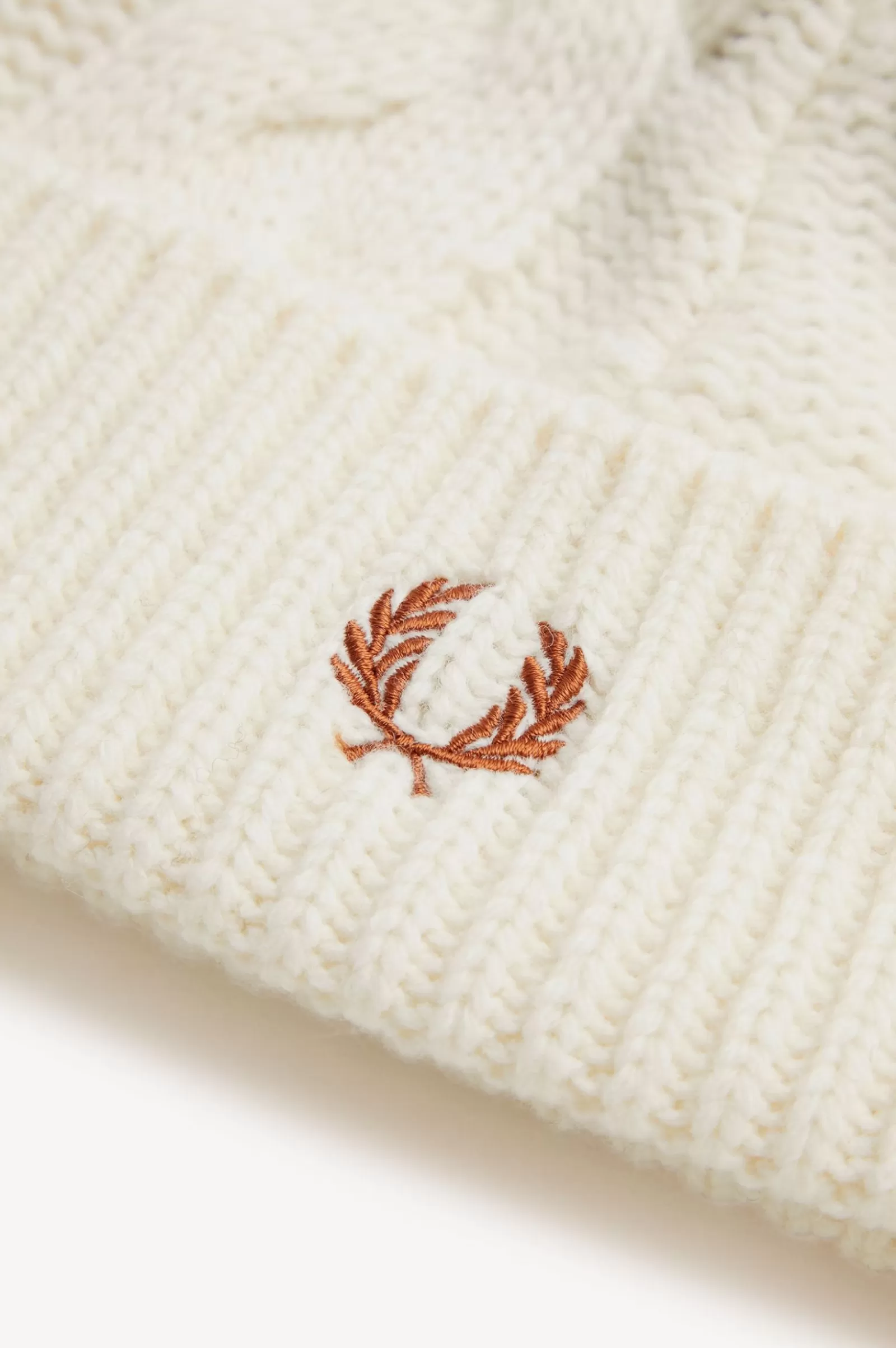 MULHER Fred Perry Gorro Em Lã De Cordeiro Entrançada