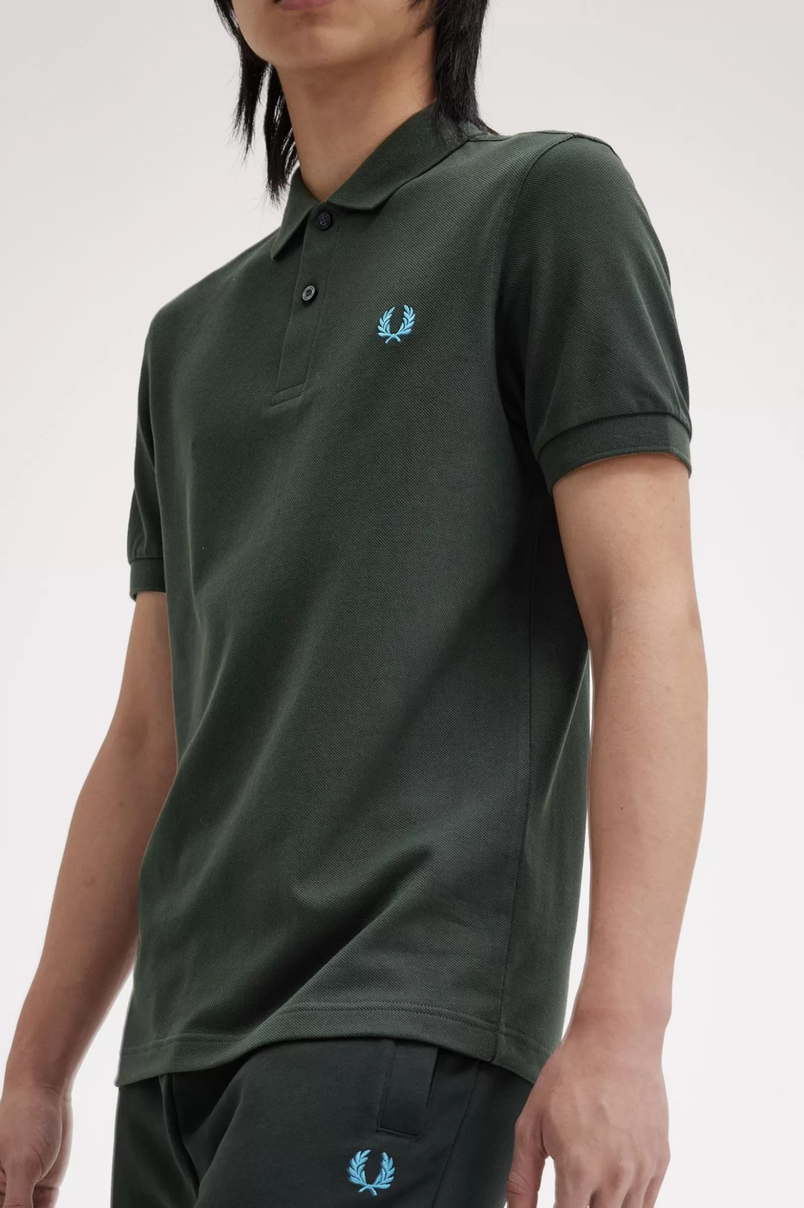 MULHER Fred Perry M6000